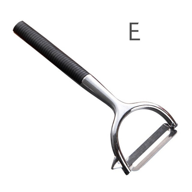 Leifheit Wide Stainless Steel Vegetable Peeler, Black and Silver